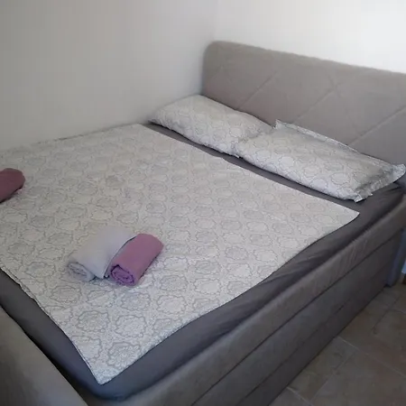 Zadar Nin Anton I Martina * Vrsi