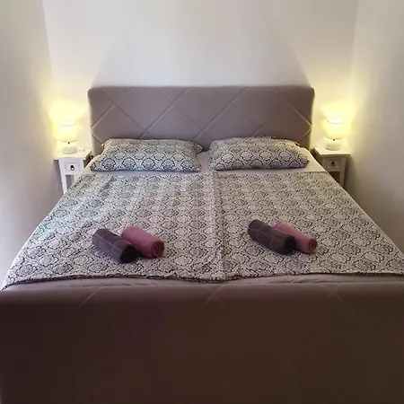 Zadar Nin Anton I Martina Врси